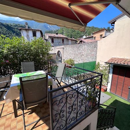 Casa Caterina 2 Storey House, With A Mountain View Toscolano Maderno Bagian luar foto