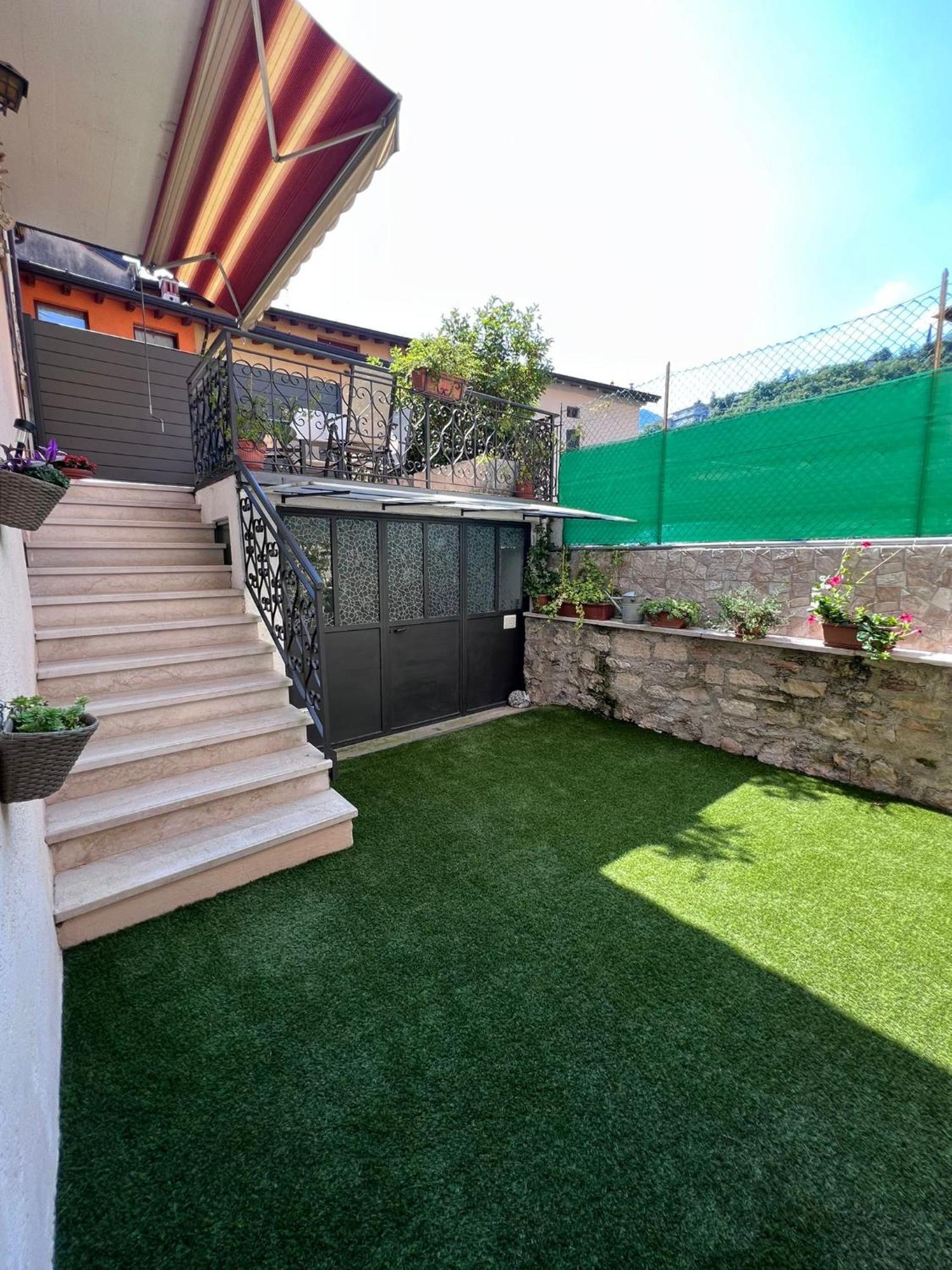 Casa Caterina 2 Storey House, With A Mountain View Toscolano Maderno Bagian luar foto
