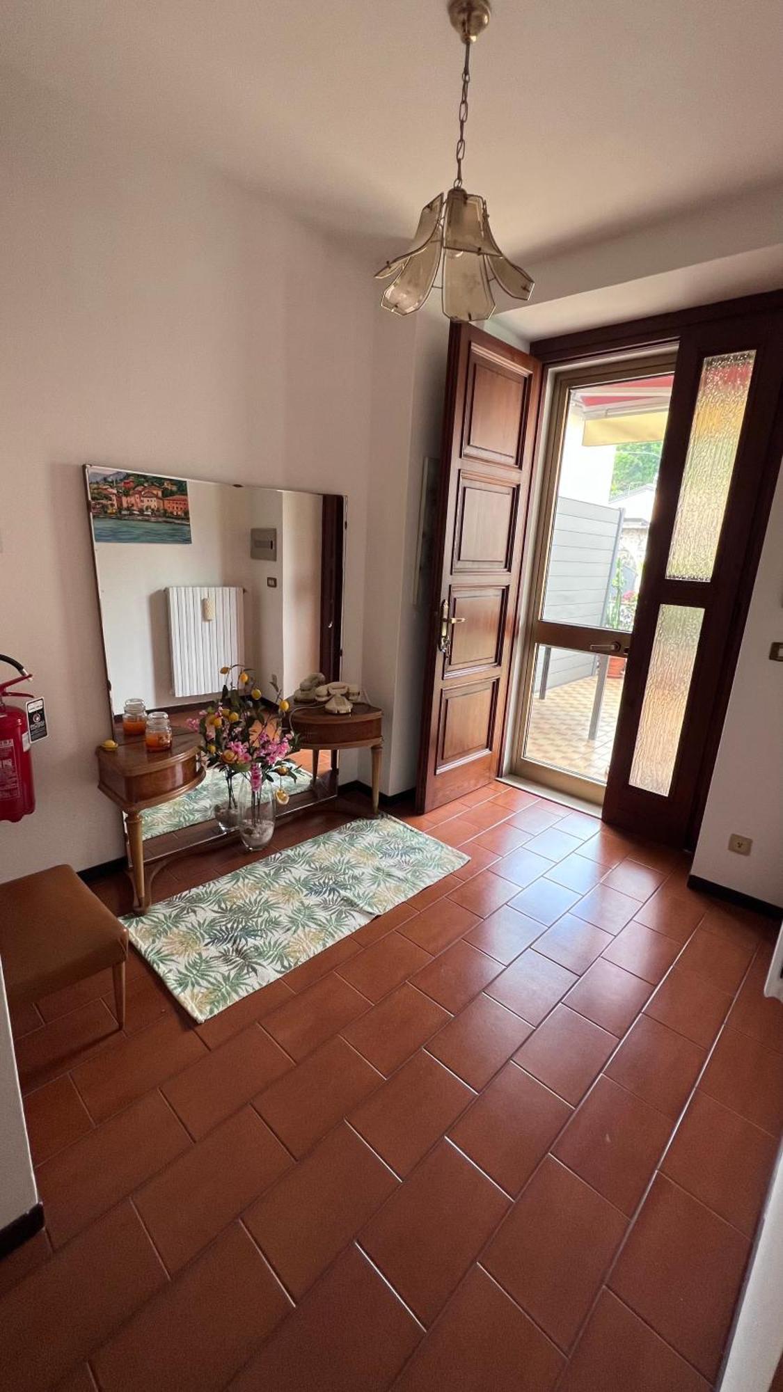 Casa Caterina 2 Storey House, With A Mountain View Toscolano Maderno Bagian luar foto